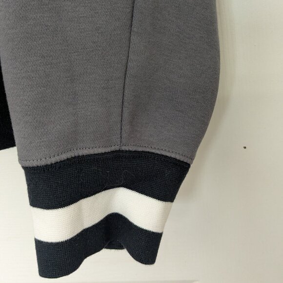 NIKE AIR Max Men's Sweatshirt Crewneck Spell Out Chest Logo Sz L Black/Gray - Picture 4 of 10